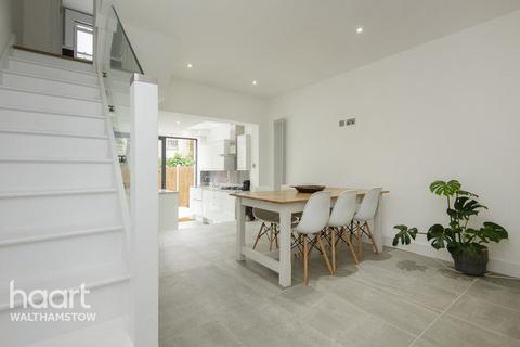 68 Lancaster Road, Walthamstow, London, E17 6AJ