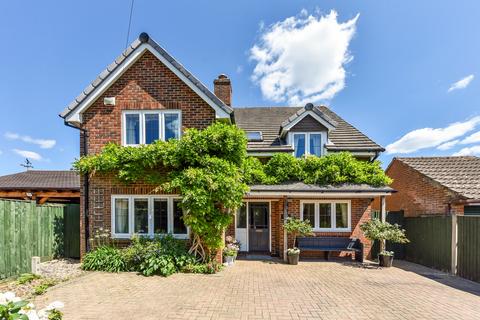 undefined, WALTHAM CHASE