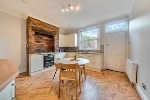 undefined, De Lacy Mount, Leeds, West Yorkshire, LS5