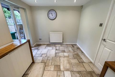2 bedroom terraced house to rent, Belcroft Close, Northenden, Manchester, Greater Manchester, M22