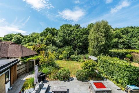 5 bedroom detached house for sale, GATESDEN ROAD, FETCHAM, KT22