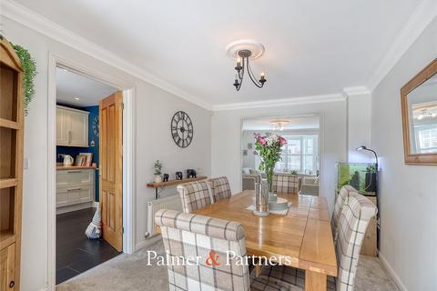 1 Sheldrick Link, Springfield, Chelmsford, CM2 6GJ