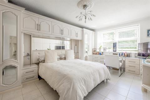 2 bedroom apartment for sale, Montpelier Road, Brighton