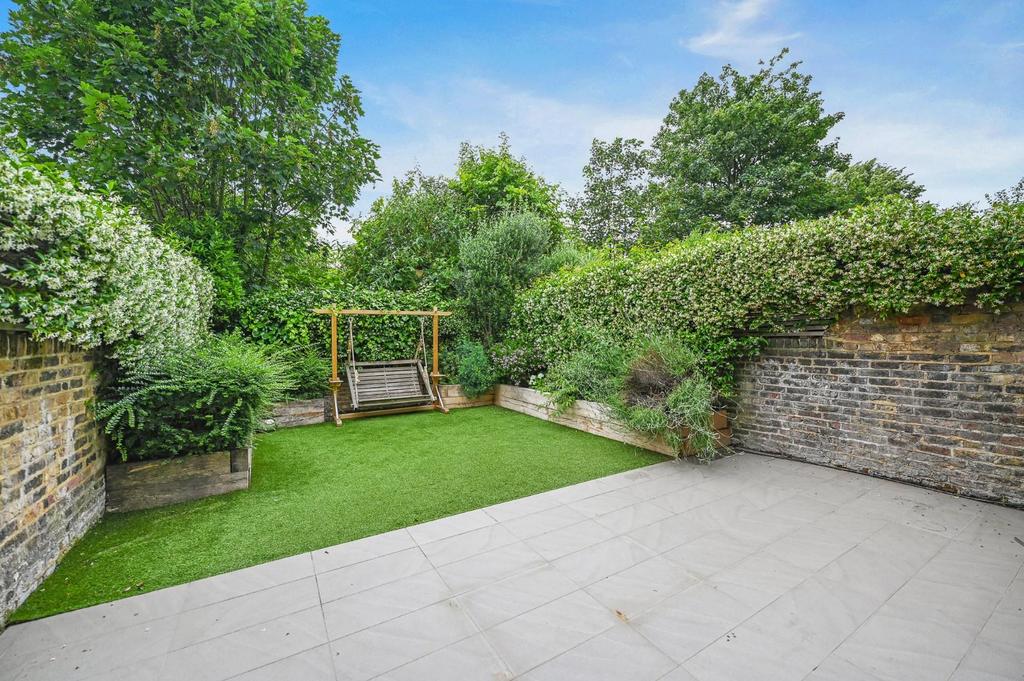 FBL - 47 Rowan Road - Garden A1 (1).jpg