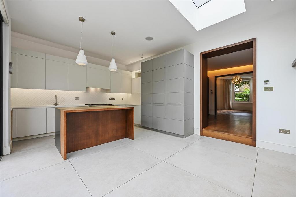 FBL - Rowan Road - Kitchen3 (1).JPG