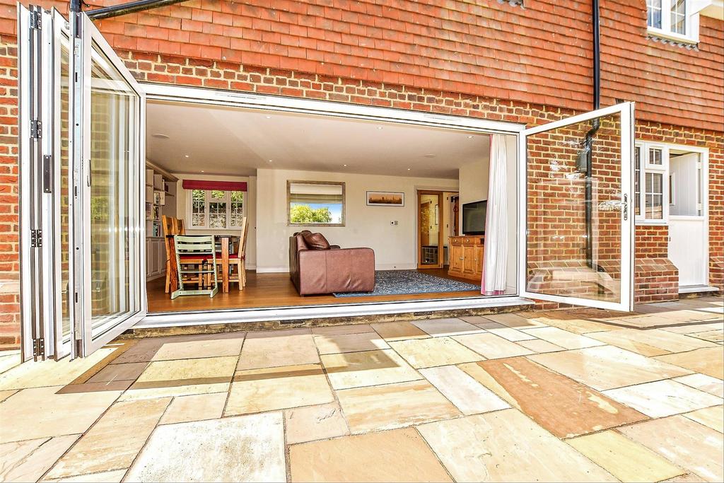 Patio / Decking