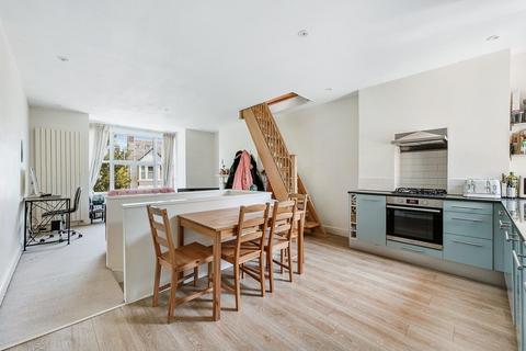 2 bedroom maisonette for sale, Florence Road, London