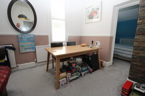 2 bedroom apartment for sale, 11 Burnaby Road, ALUM CHINE, BH4