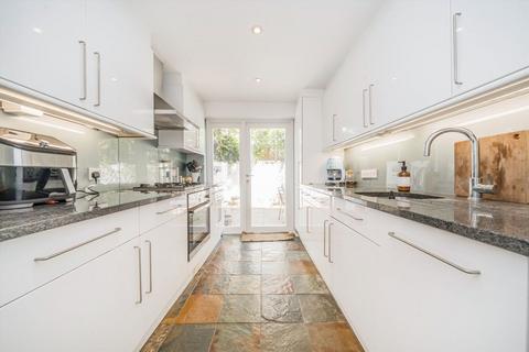 1 bedroom flat for sale, Winchester Street, London SW1V
