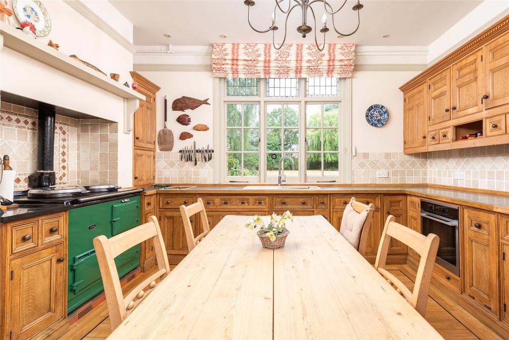 Kitchen/Breakfast Rm