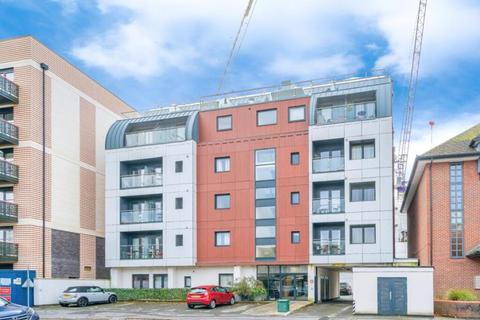 1 bedroom apartment to rent, West Byfleet, Surrey, KT14