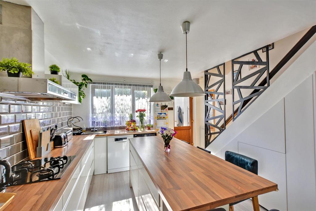 Kitchen 3.jpeg