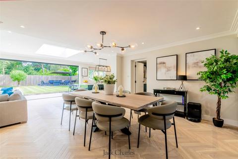 undefined, Great Elms, Hadlow, Tonbridge