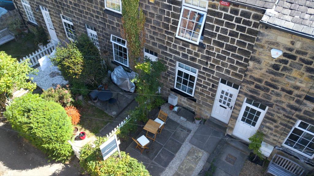 Headingley Frontage Drone