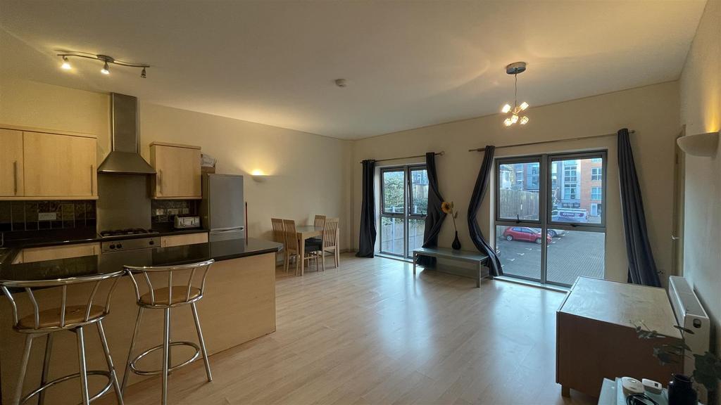 Living / Dining / Kitchen