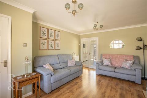 undefined, Swallow Road, Woodville