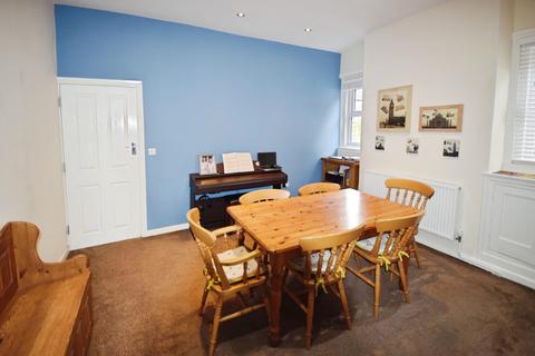 33 Algitha Road, Skegness, PE25 2AJ