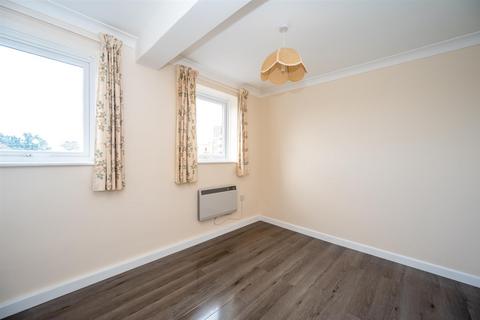 undefined, Nicholas Court Green Lane, Hayling Island PO11