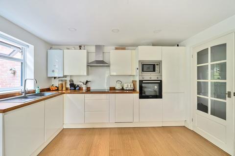 undefined, Catteshall Lane, Surrey GU7