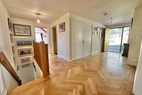 4 bedroom detached house for sale, Comprigney Hill, Truro