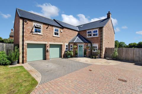 2 Beckside, Hackforth, Bedale, DL8 1FT