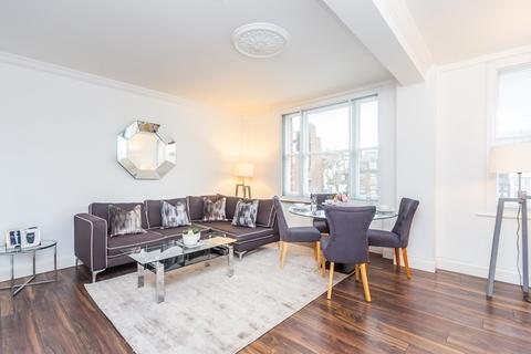 2 bedroom flat to rent, Hill Street, London W1J