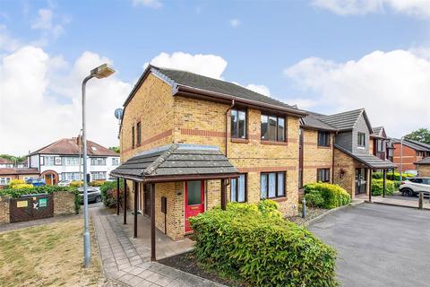 79 Rossignol Gardens, Carshalton, SM5 2EE