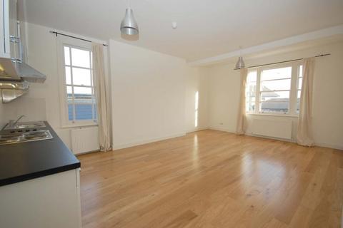 undefined, High Road, Wood Green, London, N22