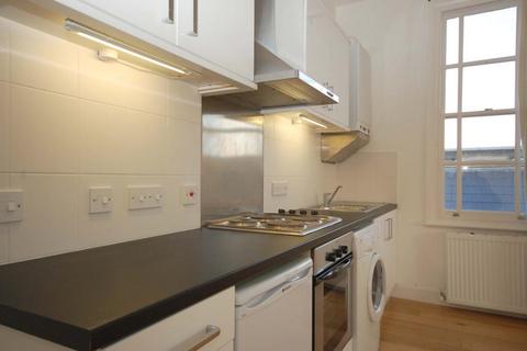 undefined, High Road, Wood Green, London, N22