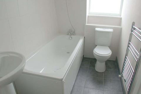 undefined, High Road, Wood Green, London, N22