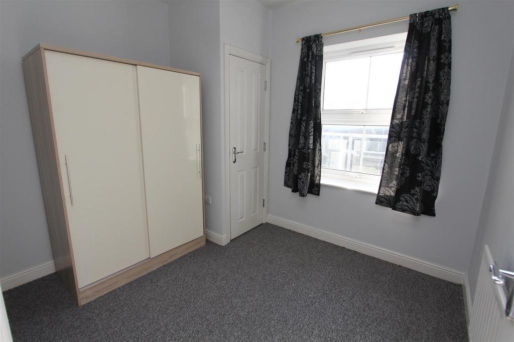 Bedroom 2.JPG