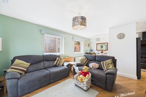 29 Boldison Close, Aylesbury, HP19 8JL
