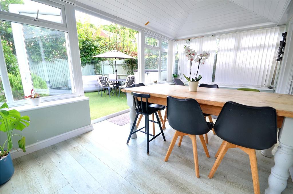 Conservatory/Dining