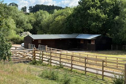 Equestrian property to rent, Shobdon, Nr Leominster, Herefordshire