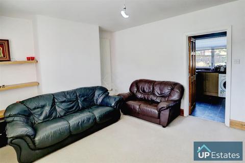 3 bedroom semi-detached house for sale, Westfield Road, Hinckley