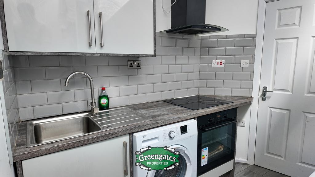 6 B Springfield Road10