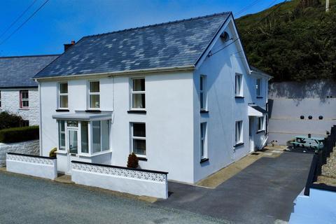 4 bedroom cottage for sale, Cwmtydu, Llwyndafydd