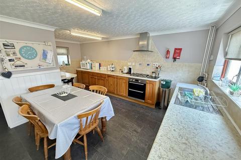 4 bedroom cottage for sale, Cwmtydu, Llwyndafydd