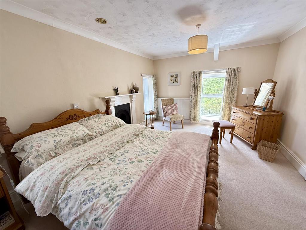 Master Bedroom 1