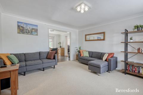 4 bedroom detached house for sale, Gosbecks Road, Colchester, CO2