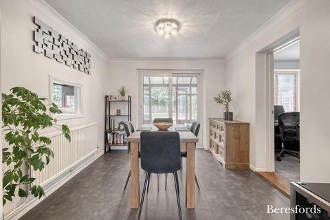 4 bedroom detached house for sale, Gosbecks Road, Colchester, CO2