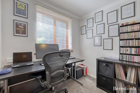 4 bedroom detached house for sale, Gosbecks Road, Colchester, CO2