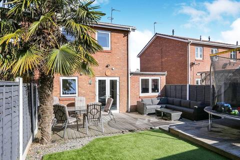 60 Canterbury Drive, Perton, Wolverhampton, WV6 7XA