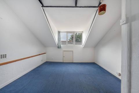 3 bedroom terraced house for sale, Terrace Gardens, Watford, WD17