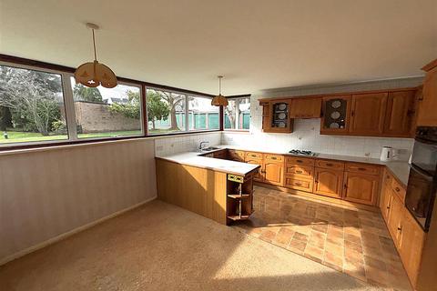 2 bedroom ground floor flat for sale, Westmoreland Road, Bromley