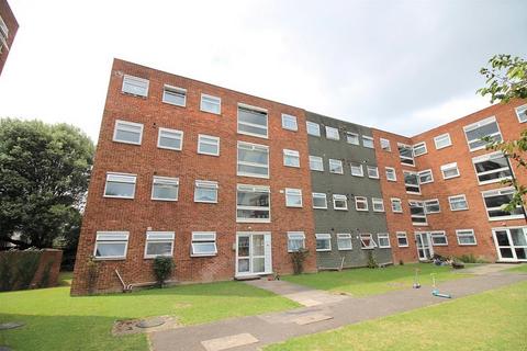 Memorial Close, Hounslow TW5