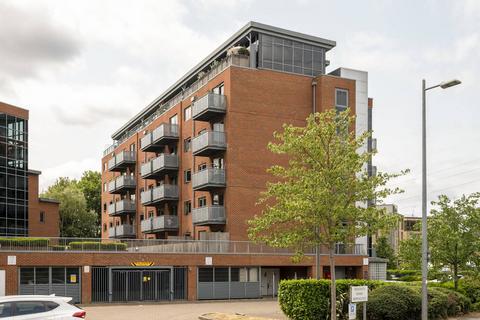 Colliers Wood, Colliers Wood, London, SW19