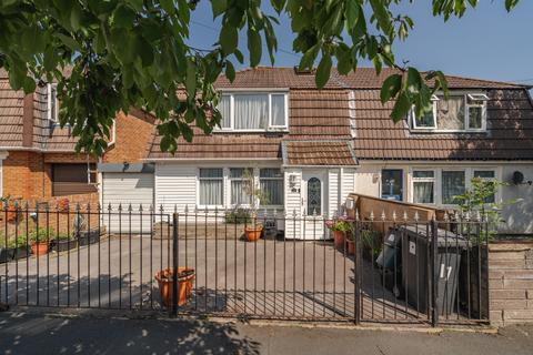 2 bedroom semi-detached house for sale, Hartcliffe, BRISTOL BS13