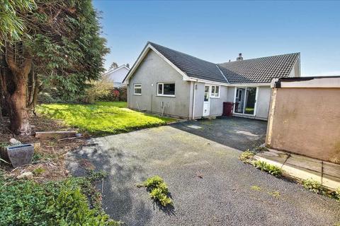 3 bedroom detached bungalow for sale, 33 Cricket Grove, Hundleton, Pembroke