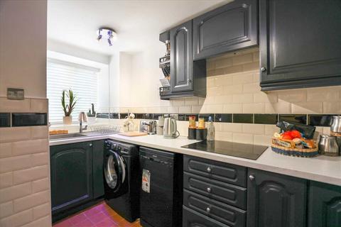 2 bedroom end of terrace house for sale, Wold Road, Burton Latimer